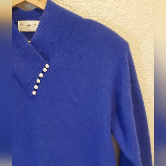 Rabbit Hair & Lambs Wool Royal Blue Knit Sweater with Pearl Buttons Size Medium - Picture 2 of 7
